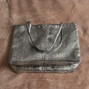 Elegant Snake Print Tote Bag